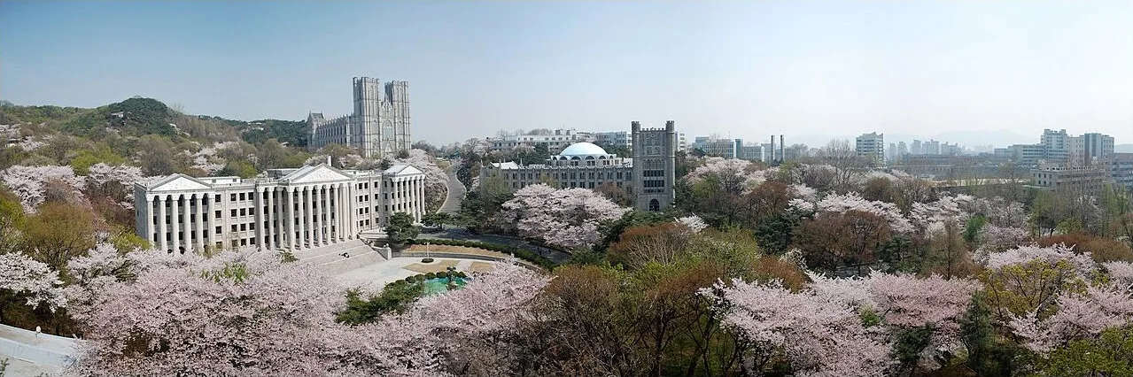 Toàn cảnh cơ sở Seoul của Đại học Kyung Hee
