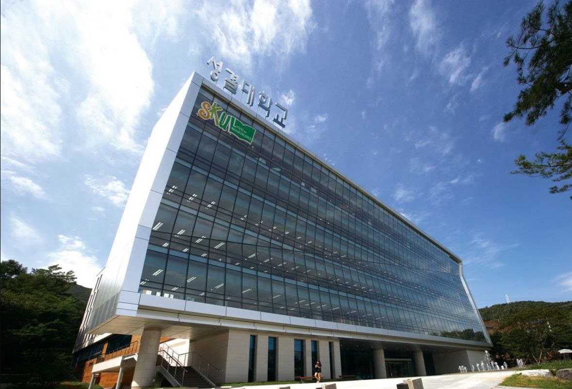 Tòa nhà thư viện và thông tin tại Sungkyul University